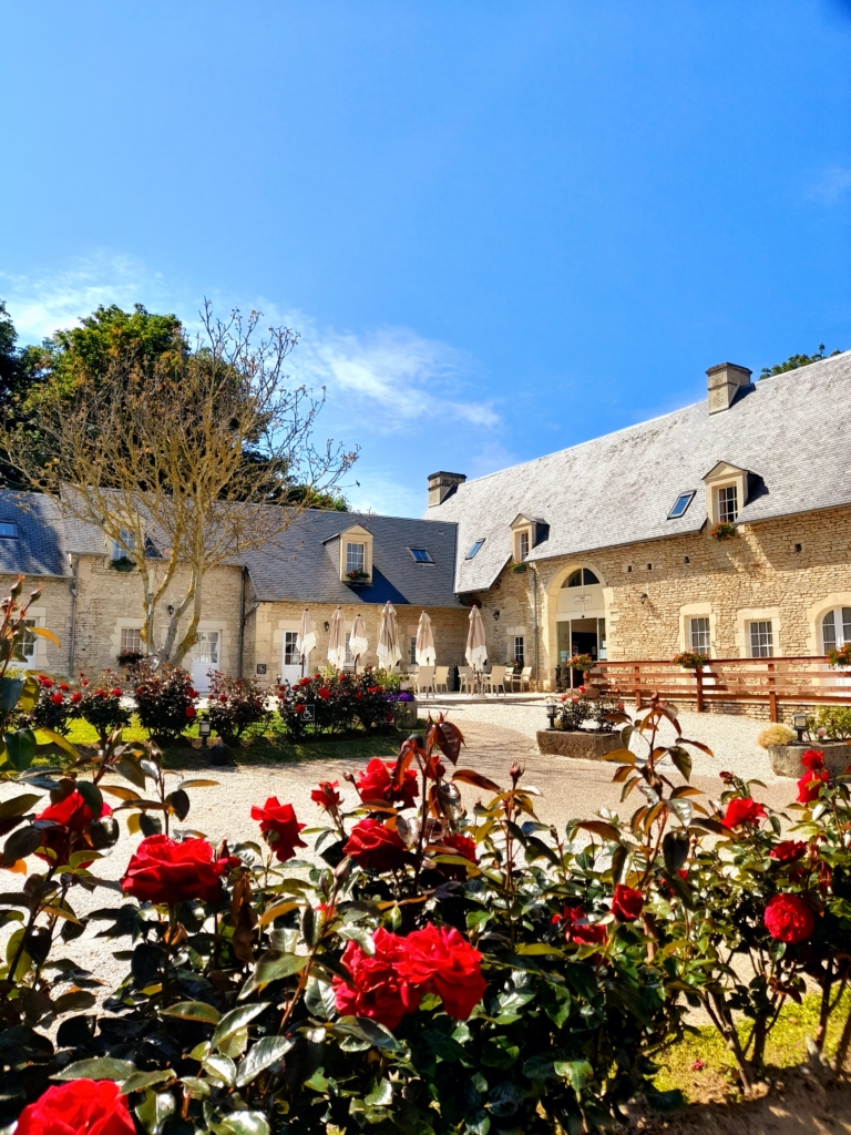 Manoir de Mathan breakfast and reception