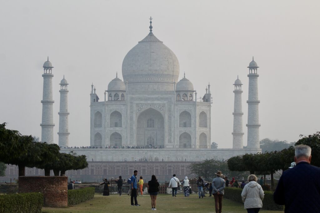 taj mahal melissa hampton-steele india