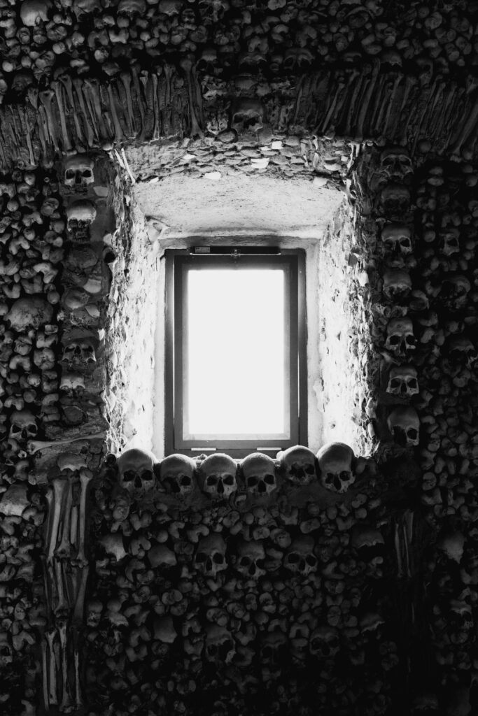 chapel of bones evora portugal